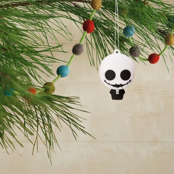 Set of 6 Mini Ornaments Shatterproof Tim Burton's The Nightmare Before Christmas - Picture 5 of 6